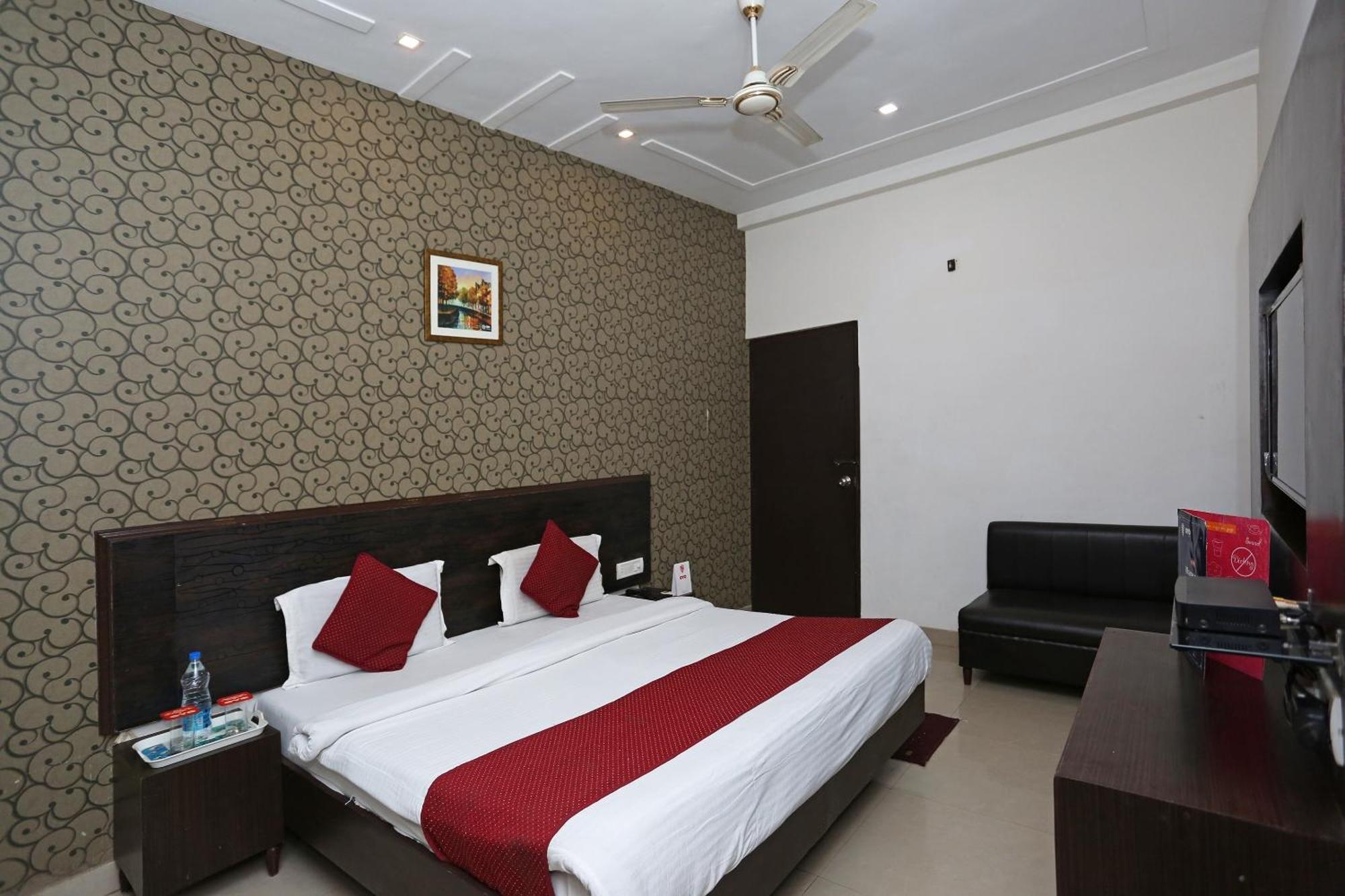 Hotel O Kanha Continental Agra  Dış mekan fotoğraf